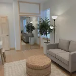 Beautiful Apartment Shared With The Host In The Heart Of Bushwick